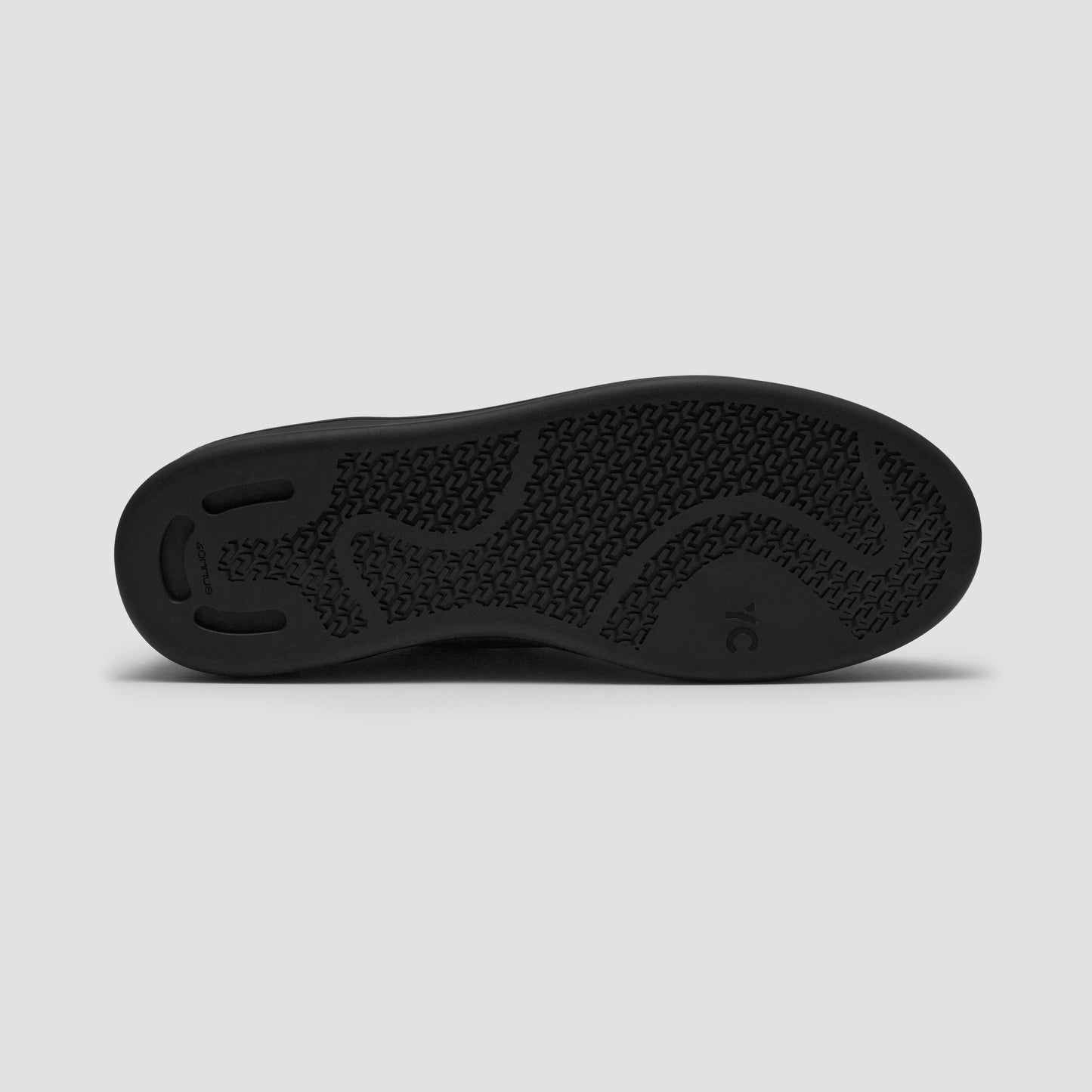 LAYL - Low Top in Deep Black